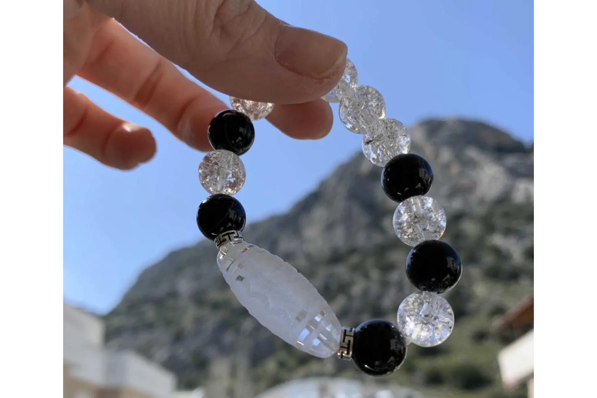 Обучение по изготовлению браслетов из камней с бусинами Дзи Камни счастья (Гузель Рахматуллина), фото 1 из 1.