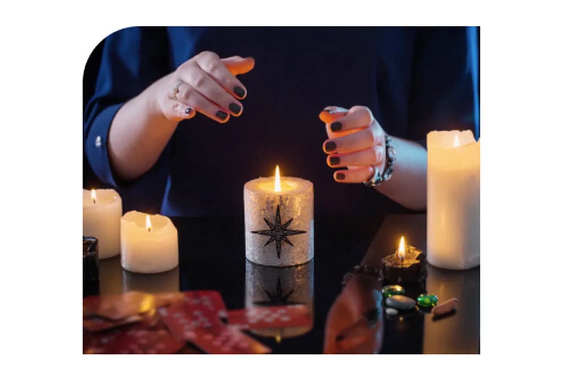 Тайны свечной магии. Деньги в дом (Елена Дарвиш), фото 1 из 1.