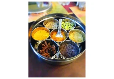 Лимфодренаж. «Молодеем с Аюрведой»: индийские техники омоложения и очищения (Инна Нефедовская)