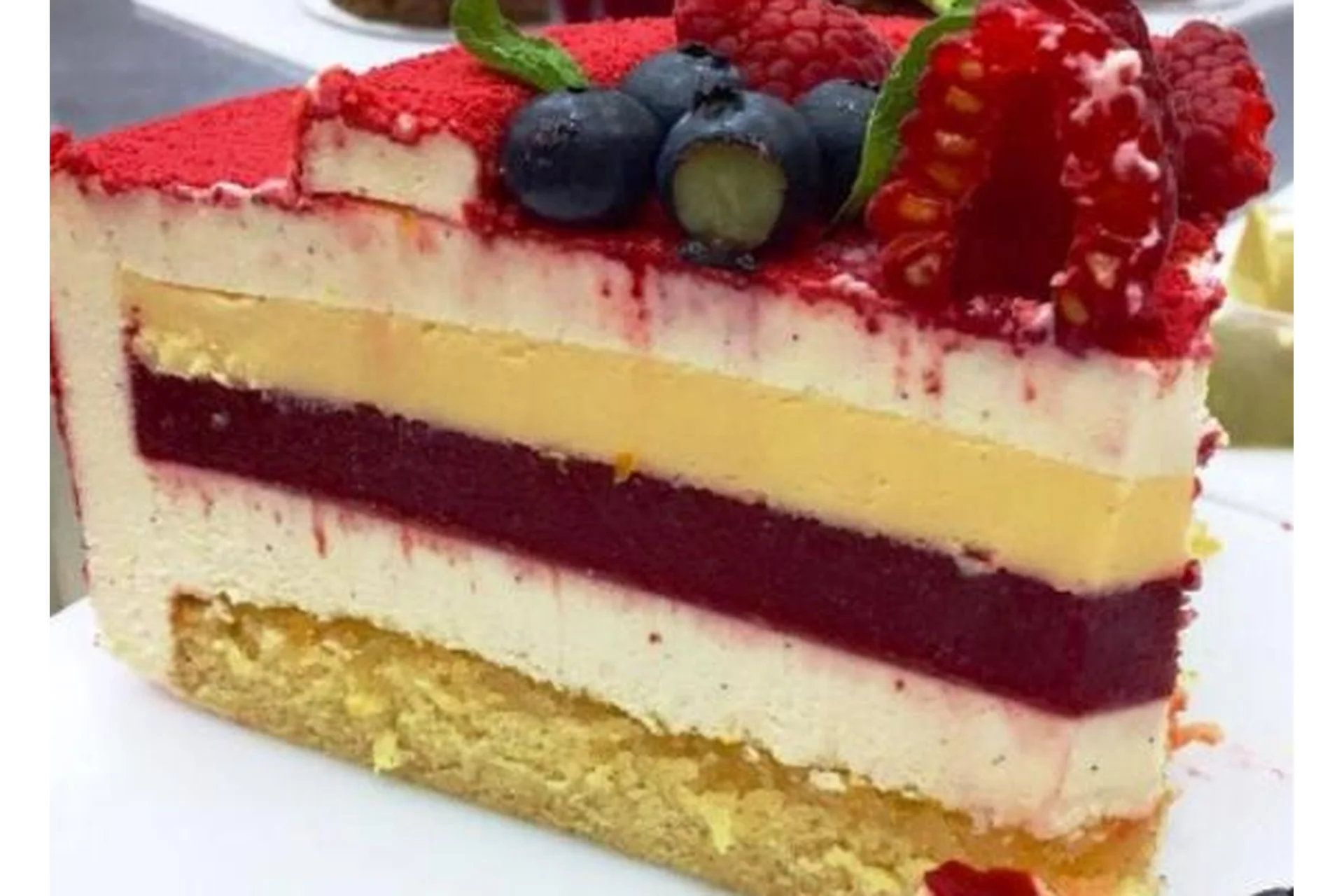 Муссовый торт «Ягодный пломбир» (Надежда Голубцова), фото 1 из 1.