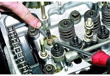 Газообмен в бензиновом двигателе (Алексей Пахомов)