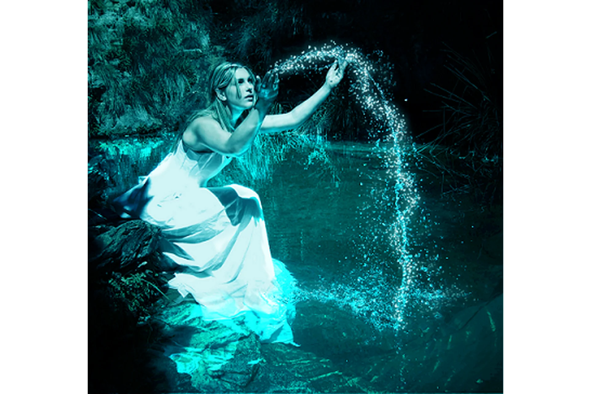 Крещение. Ритуалы, гадания и заговоры (Владамира), фото 1 из 1.