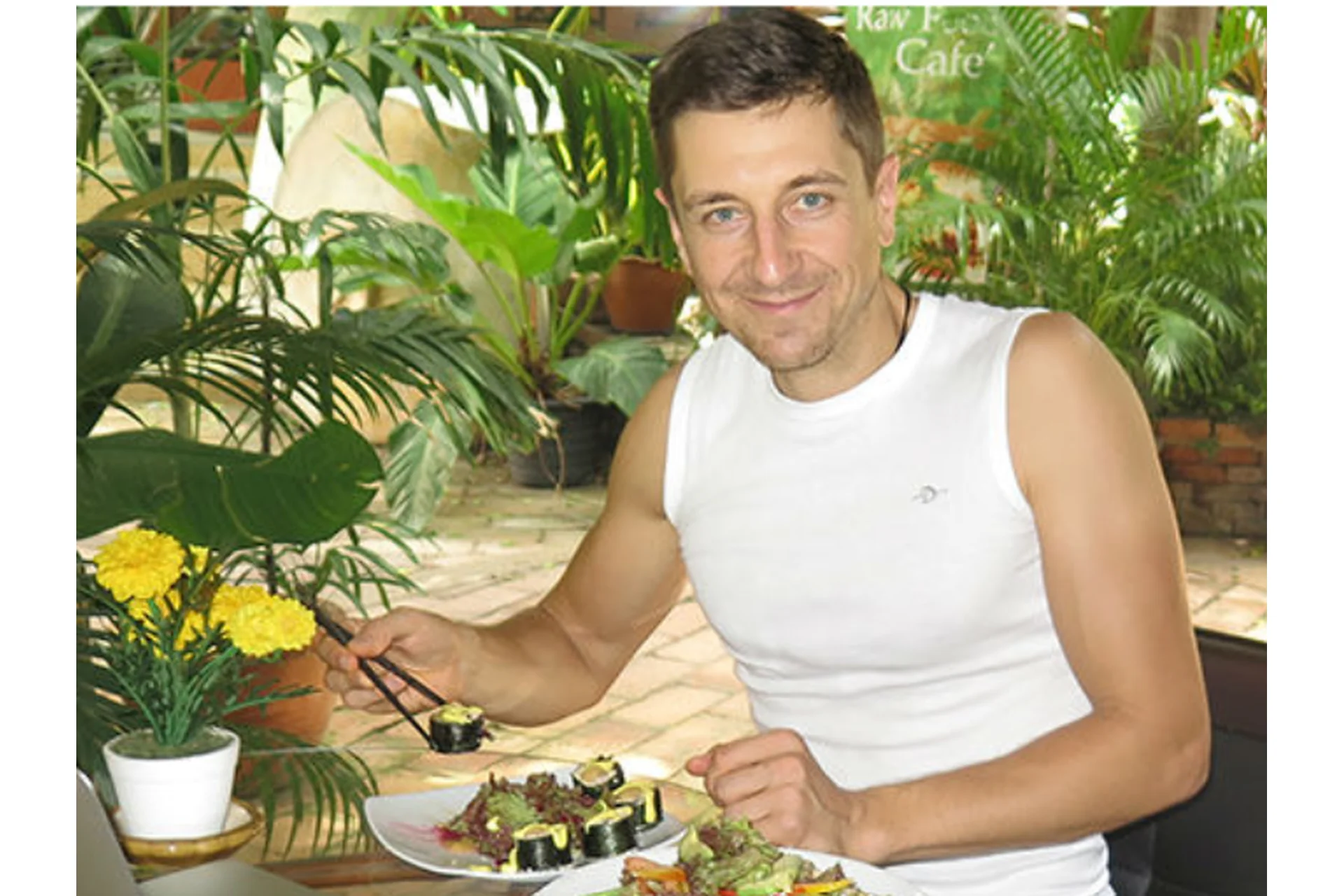 Сыроедение. Сборник курсов (Денис Терентьев), фото 1 из 1.