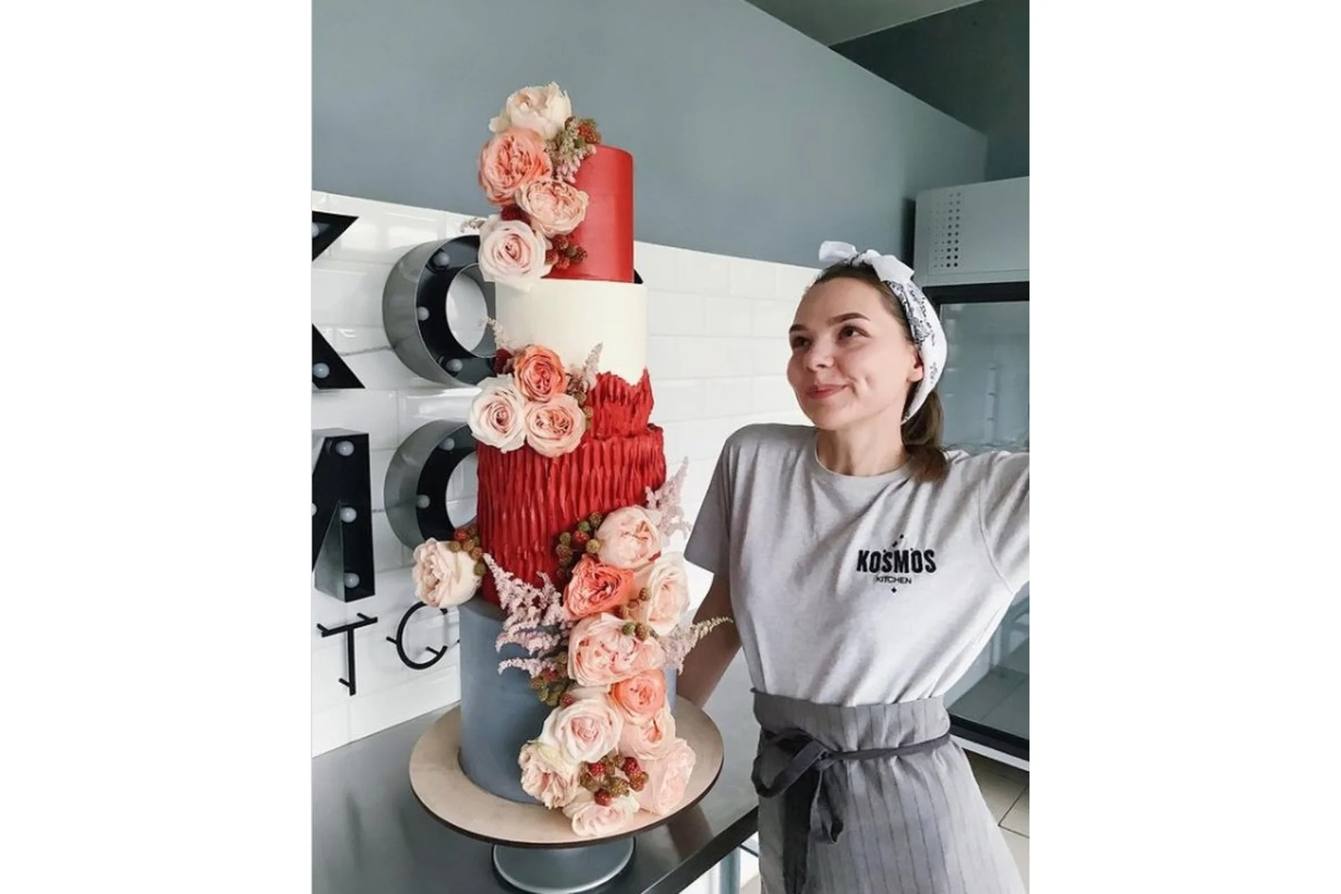 [kosmos_kitchen] Свадебные торты, секреты, лайфхаки (Татьяна Сухарева), фото 1 из 1.