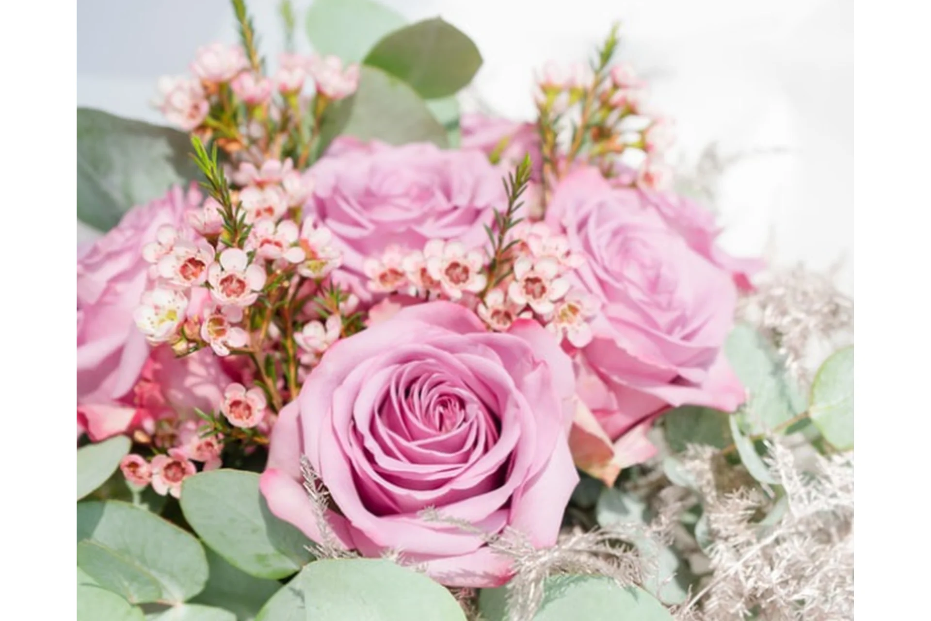 [Flower School] Бюджетные букеты (Екатерина Андрюкова), фото 1 из 1.