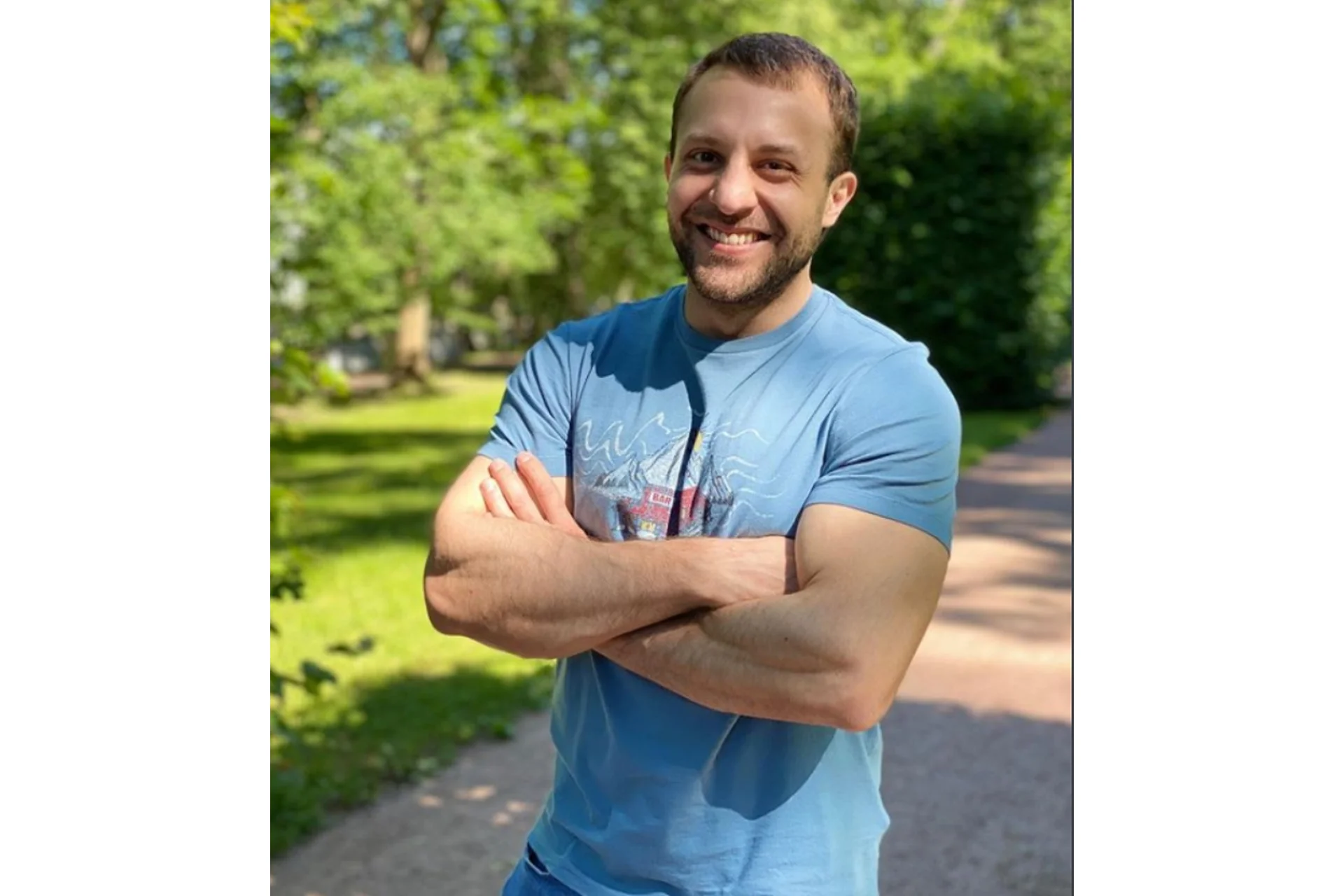 Зрение. Руководство к применению (Алихан Джиоев), фото 1 из 1.