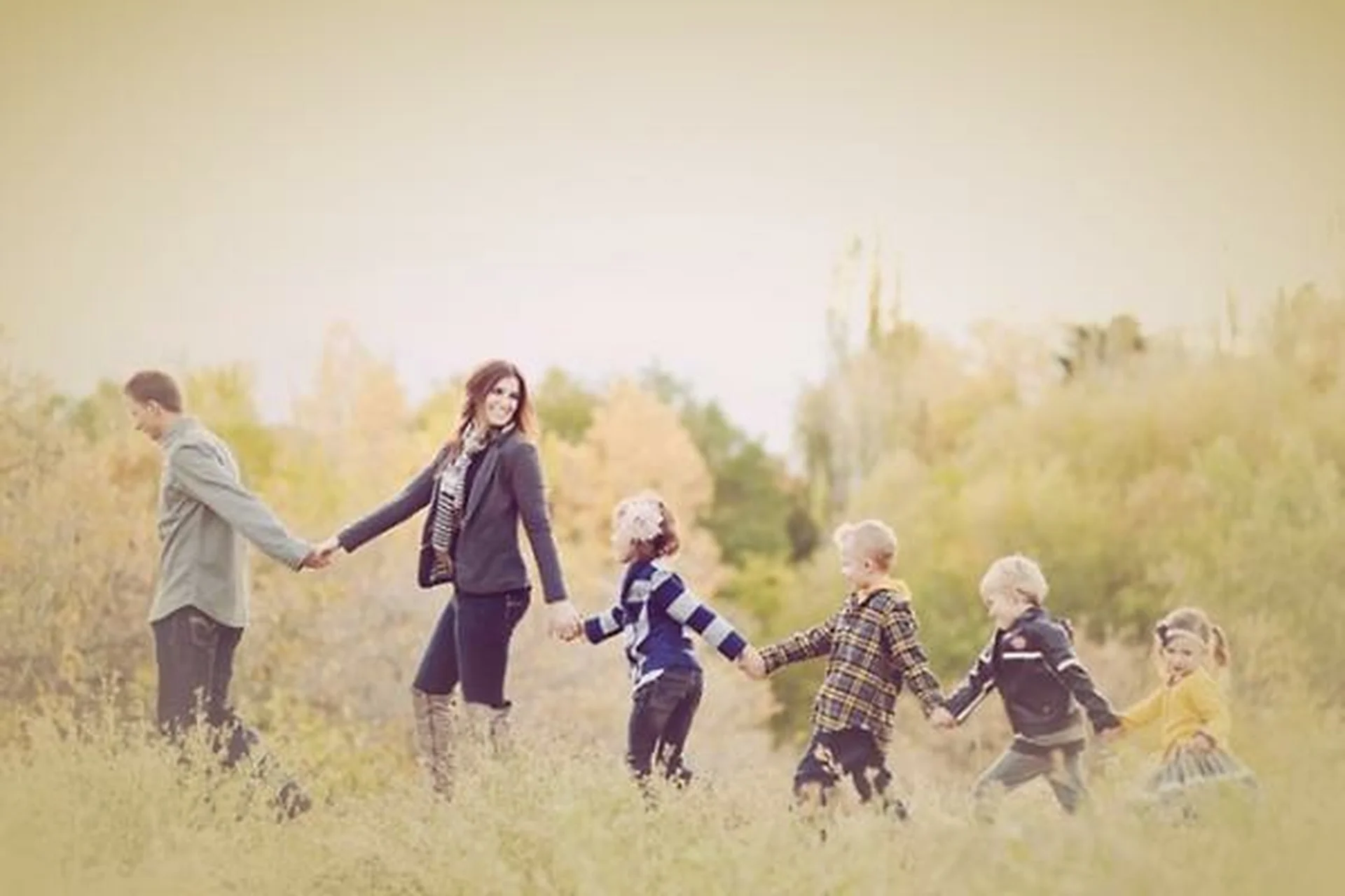 [amlab.me] Подготовка к семейной съемке, 2016 (Тимофей Шарко, Ольга Шарко), фото 1 из 1.