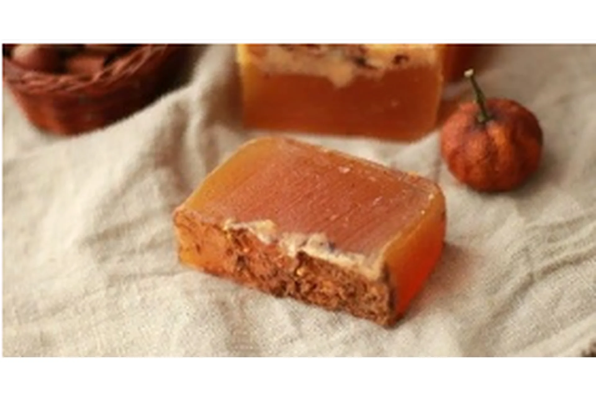 [Laura Forest] Летнее мыло и косметика. Август  (Лора Самкова), фото 1 из 1.