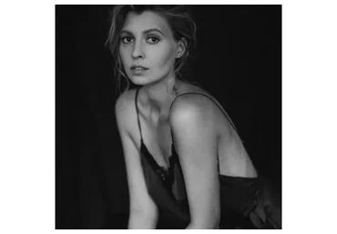 Женский портрет (Юлия Гелас)