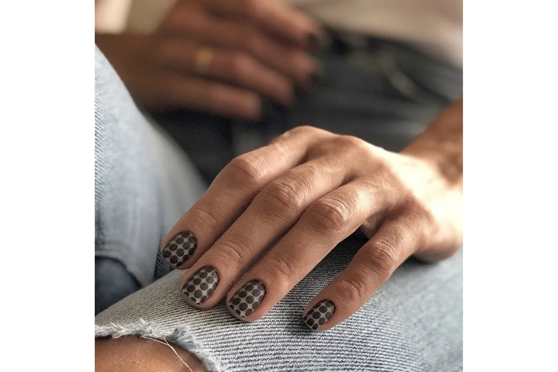 Стемпинг: четко и под кутикулу! (Ирина Вакуленко), фото 1 из 1.