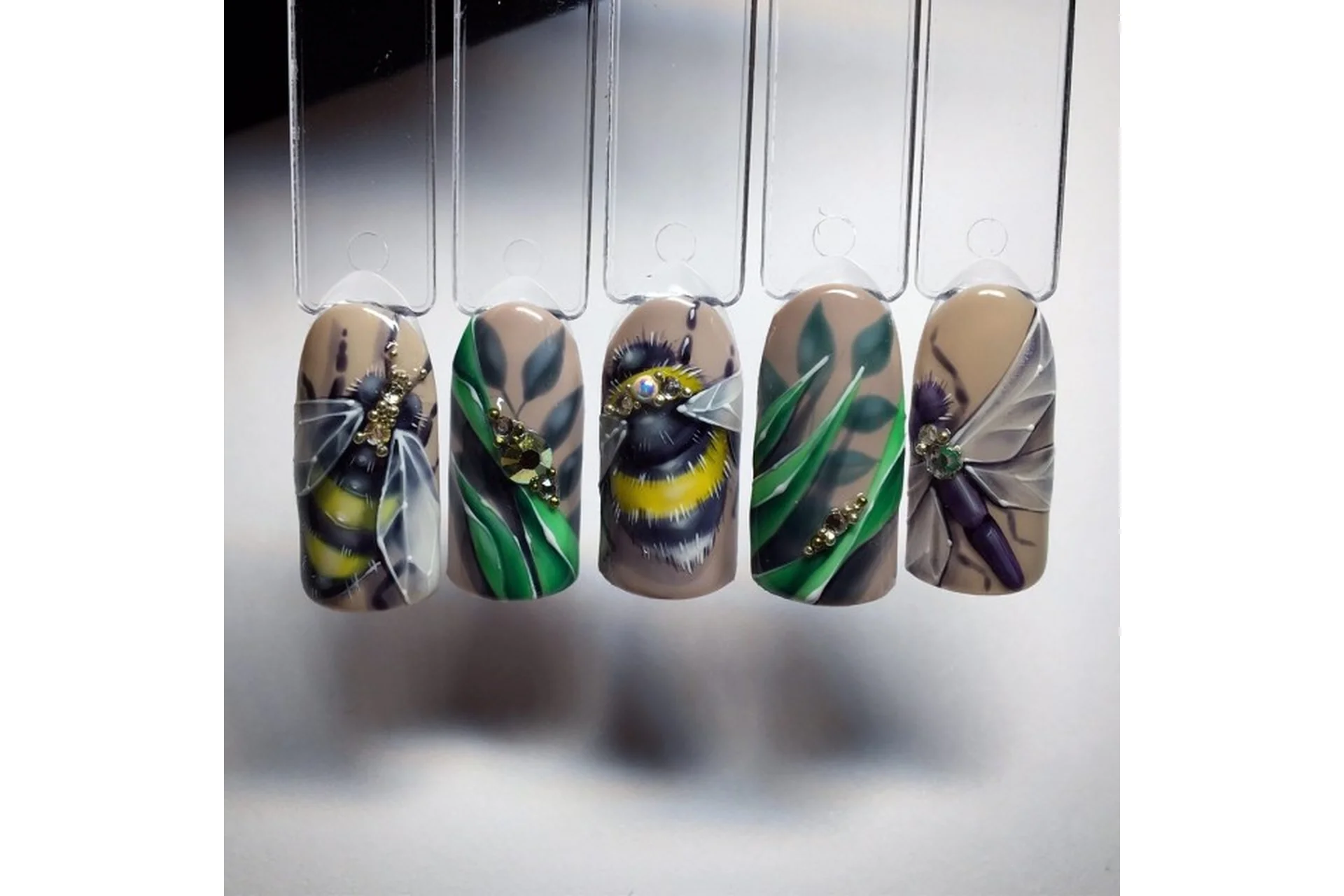 Bugs (Юлия Баранова), фото 1 из 1.