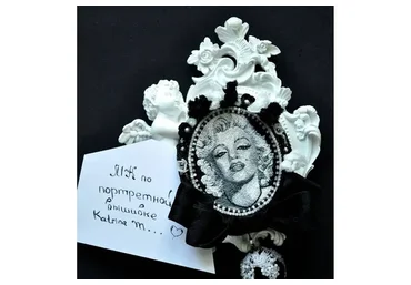 Портретная вышивка (Katrina Mayzengelter)