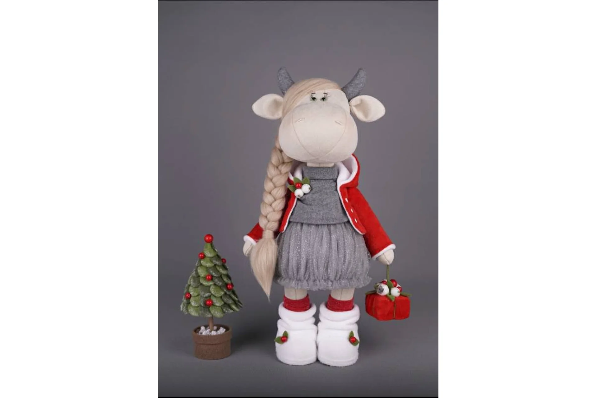 [Gurlena]  Коровушка (Елена Гурылева), фото 1 из 1.