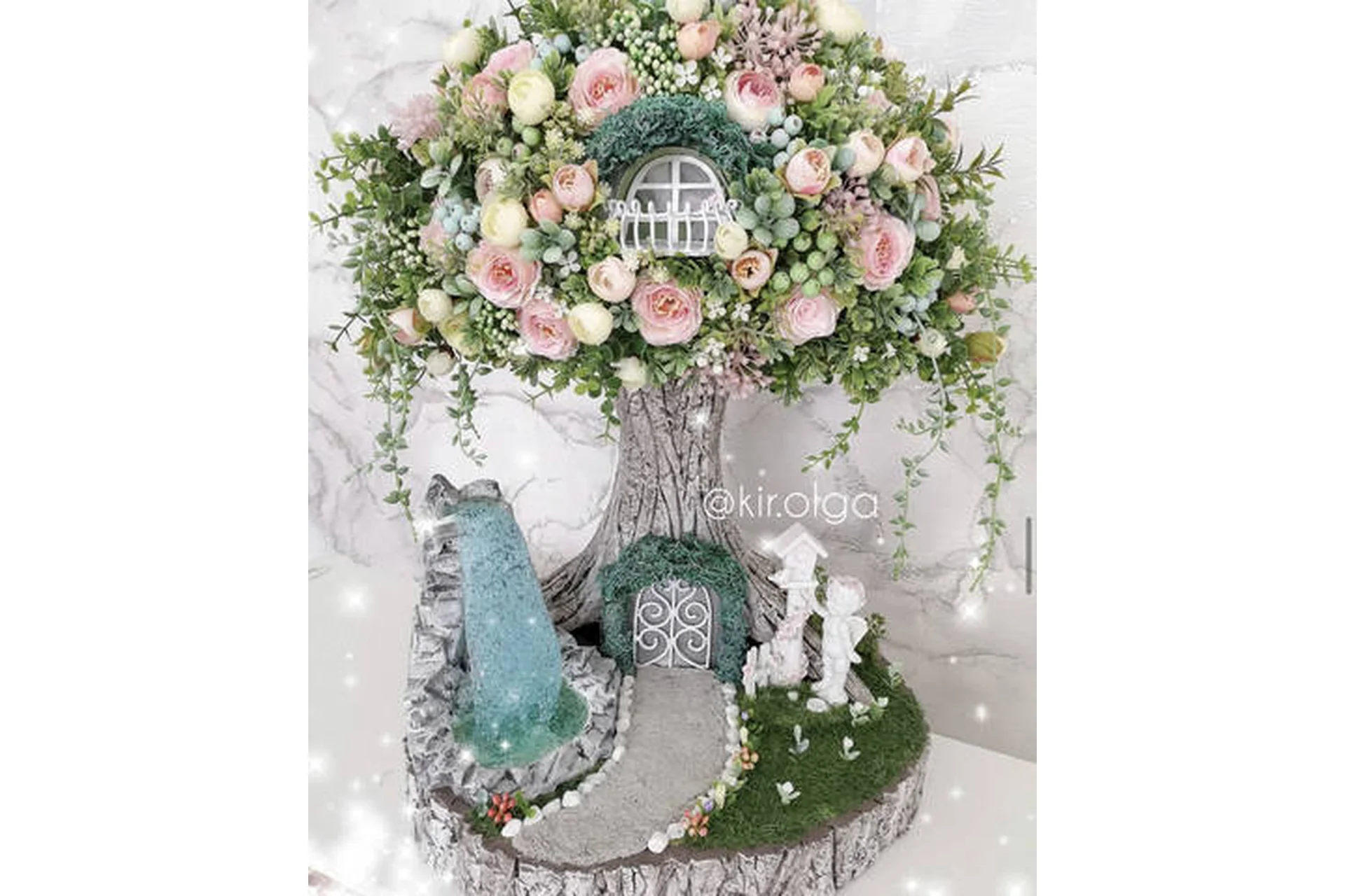 Райское дерево-водопад (handmade_olgakir), фото 1 из 1.