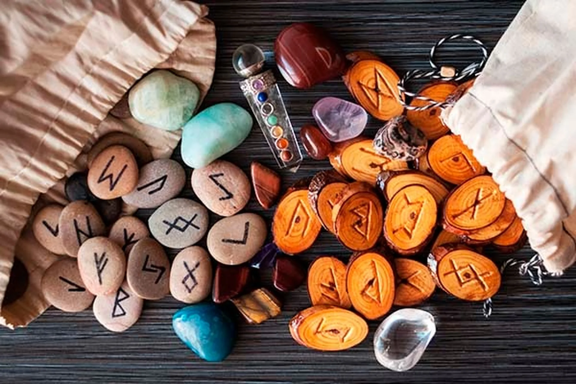 Неграфленые полотна (Лариса Кузнецова-Фетисова), фото 1 из 1.