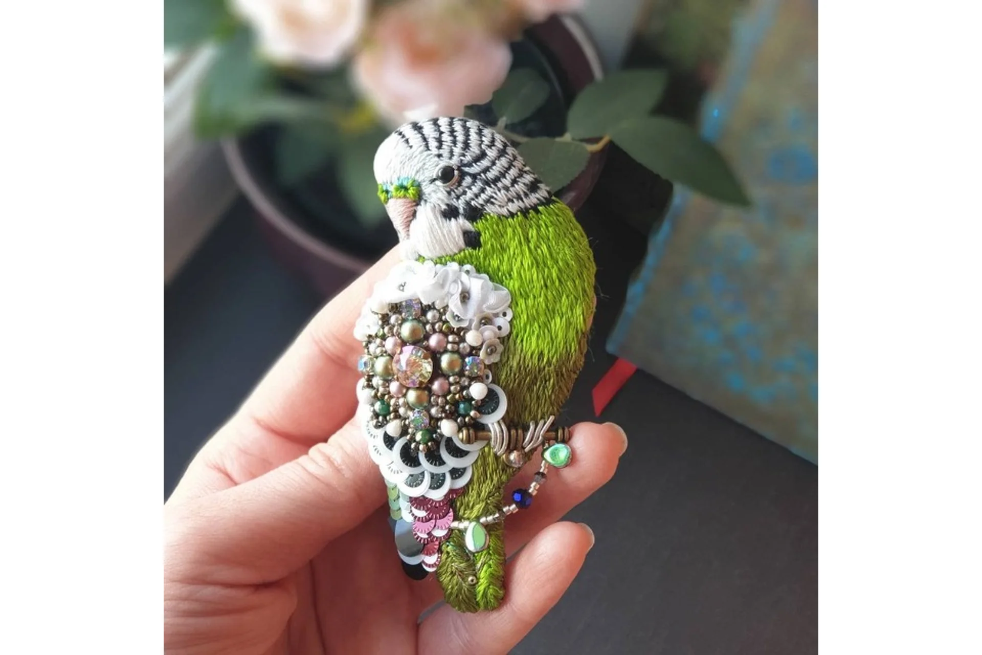 Брошь Волнистый попугайчик (Аня Смородина), фото 1 из 1.