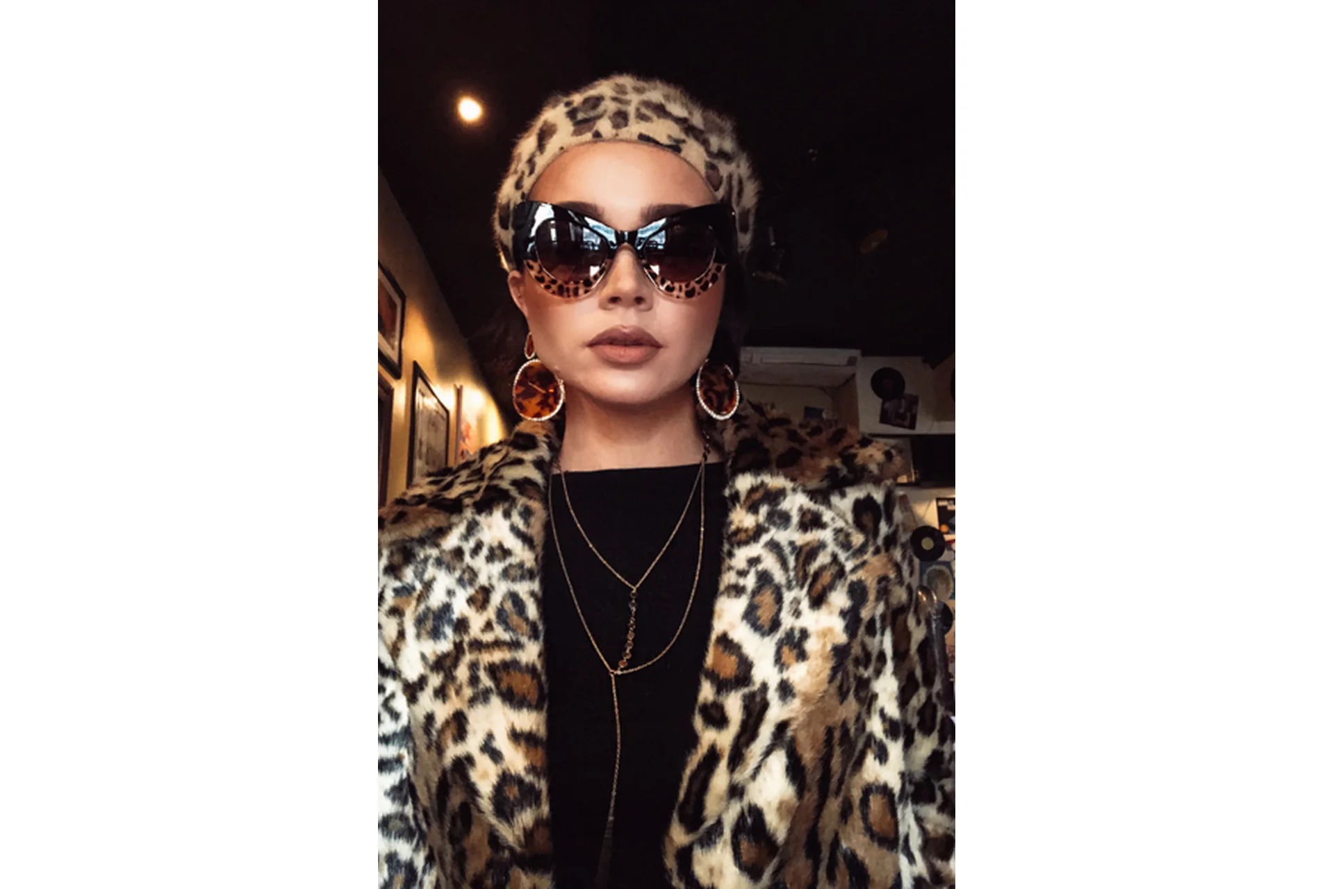 Фото контент по-женски. Январьский блок (Таня Чупрова, Оксана Климова), фото 1 из 1.