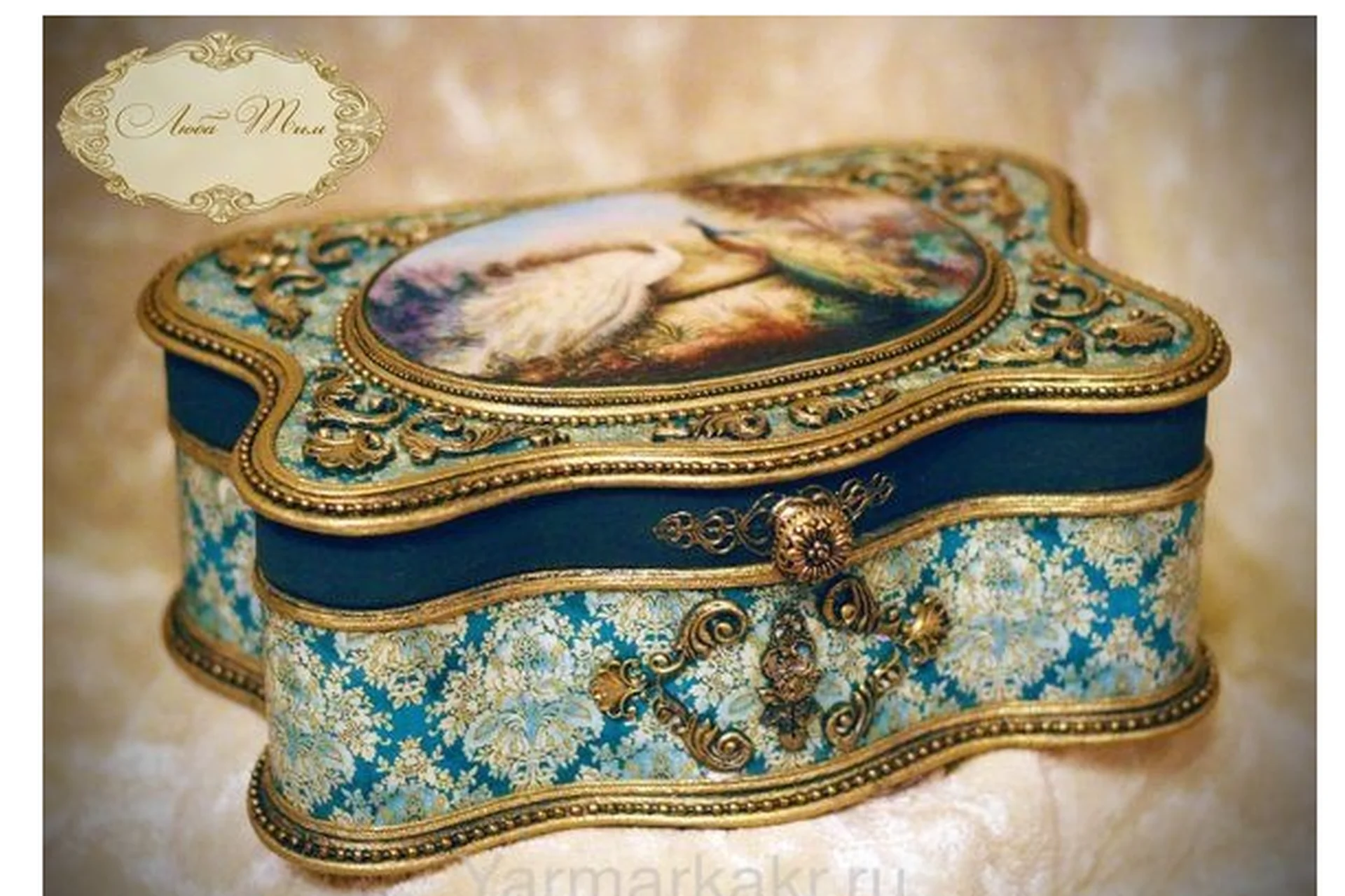 Изготовление шкатулки сложной формы и ее декупаж «Павлины» (Люба Тим), фото 1 из 1.