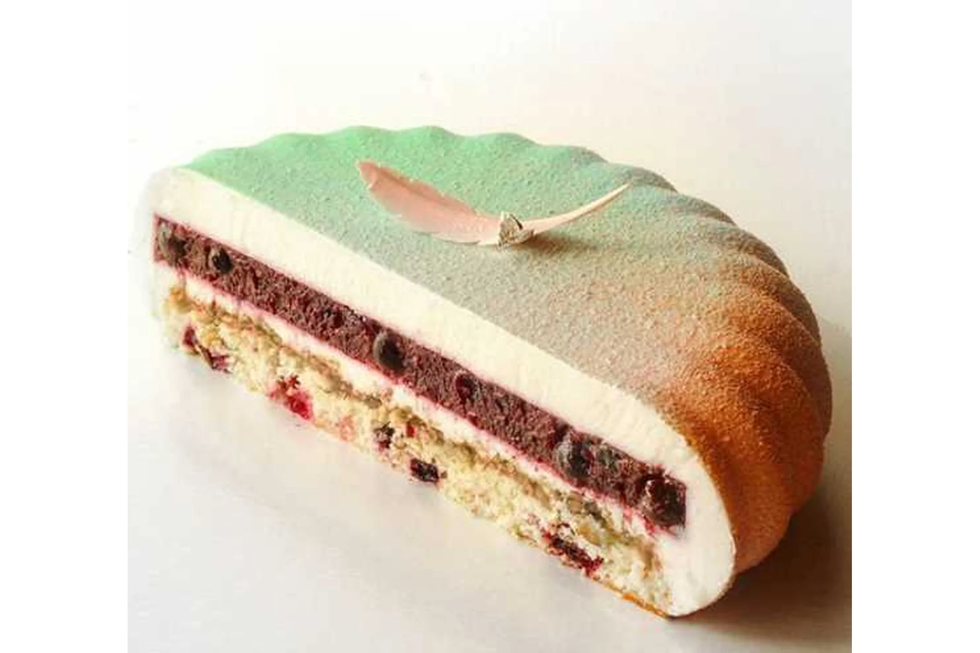 [smuglyanochka_] Муссовый торт «Смородина-козий сыр», фото 1 из 1.