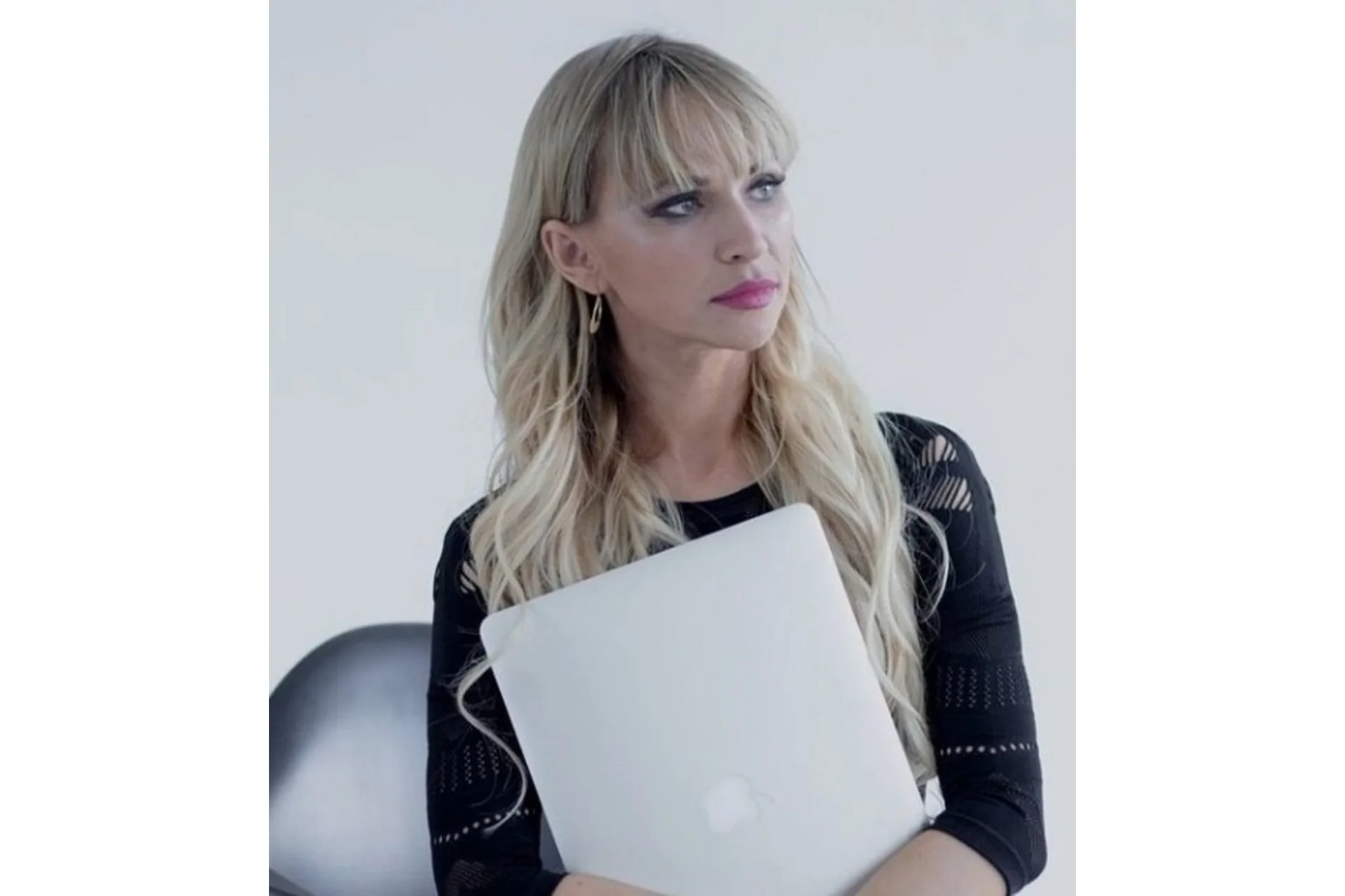 Пассивный доход на долларовых сайтах. Пакет Запуск  (Мария Деригина), фото 1 из 1.