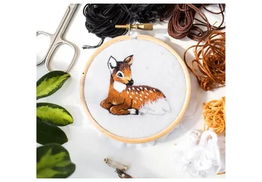 [Shivivka] Брошь «Олененок» (Надя Шивик)