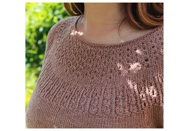 [Вяжи.ру] Топ с круглой кокеткой Sakura