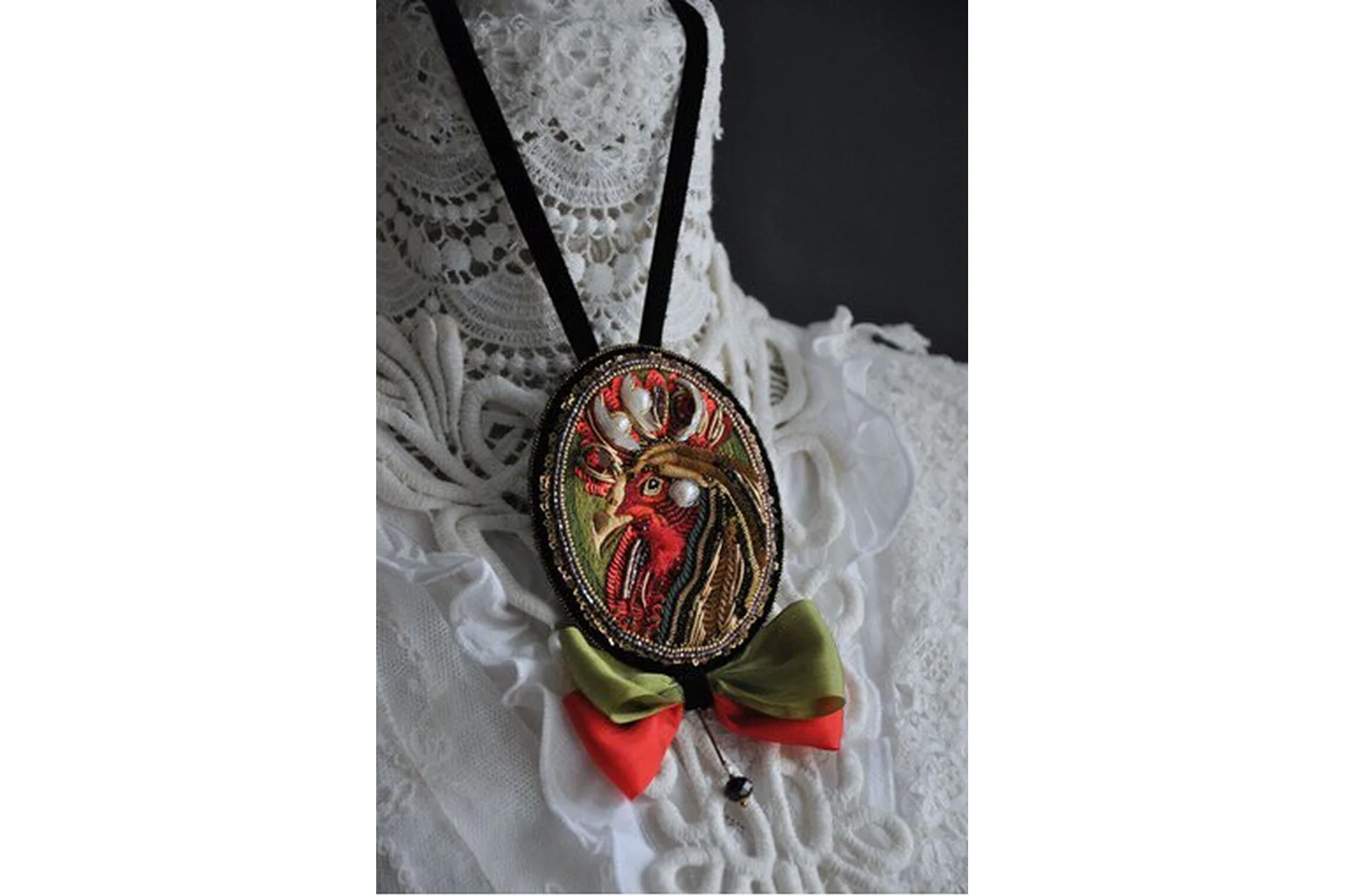 Брошь-кулон «Петух» (Katrina Mayzengelter), фото 1 из 1.