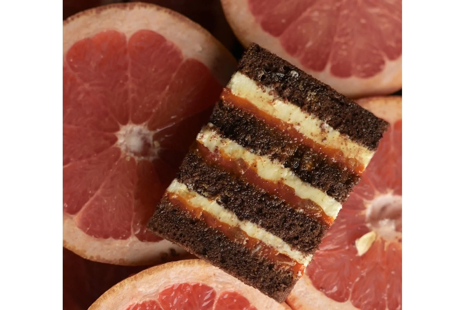 [cakeit_nsk] Торт «Грейпханунд» (Любовь Ки), фото 1 из 1.