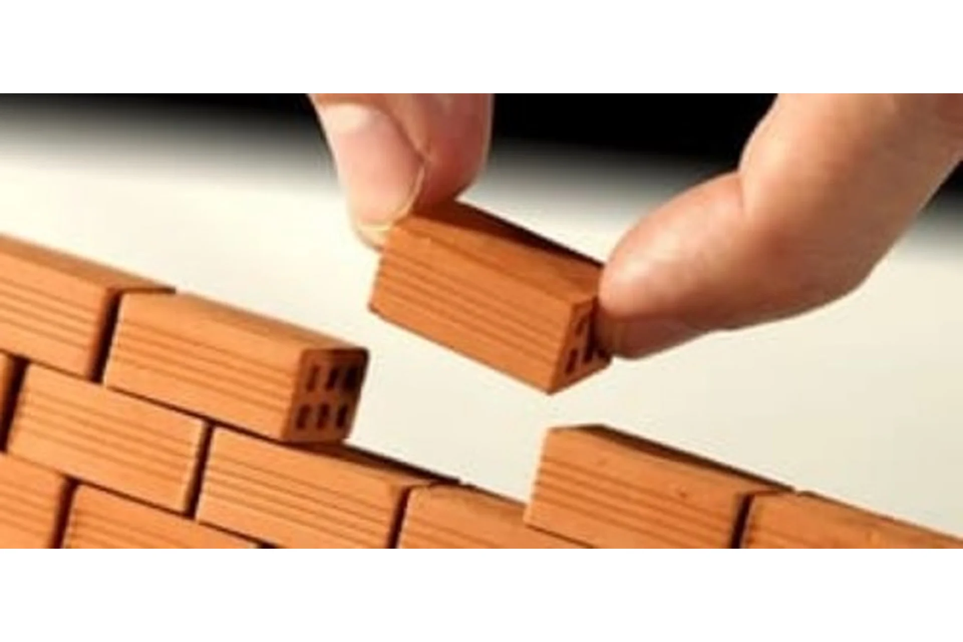 Разрешение на строительство. Пошаговая инструкция с образцами документов (Дмитрий Рудых), фото 1 из 1.