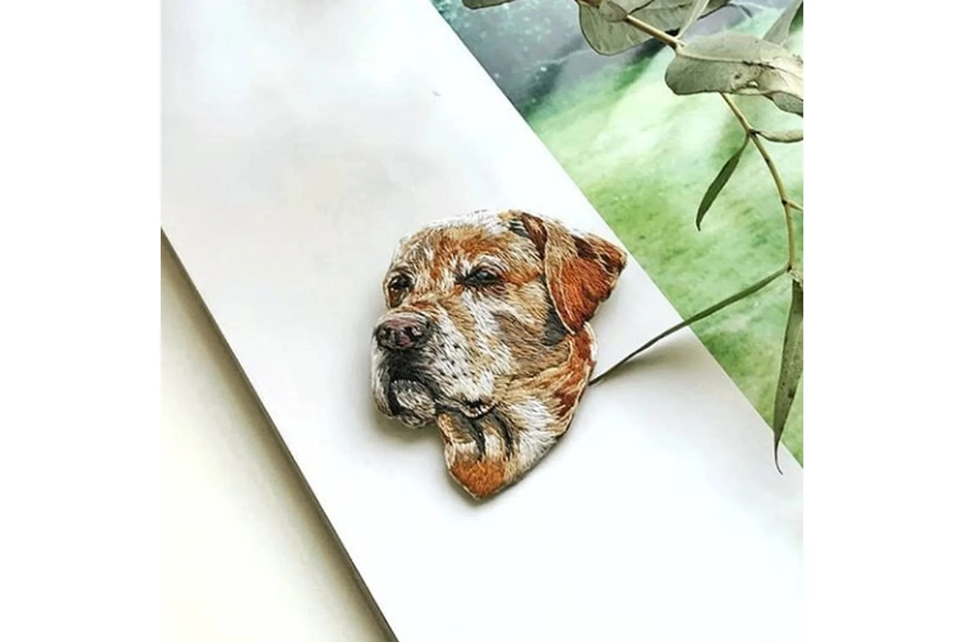 [Студия Твори] Брошь «Лабрадор». Тариф «Стандарт», фото 1 из 1.