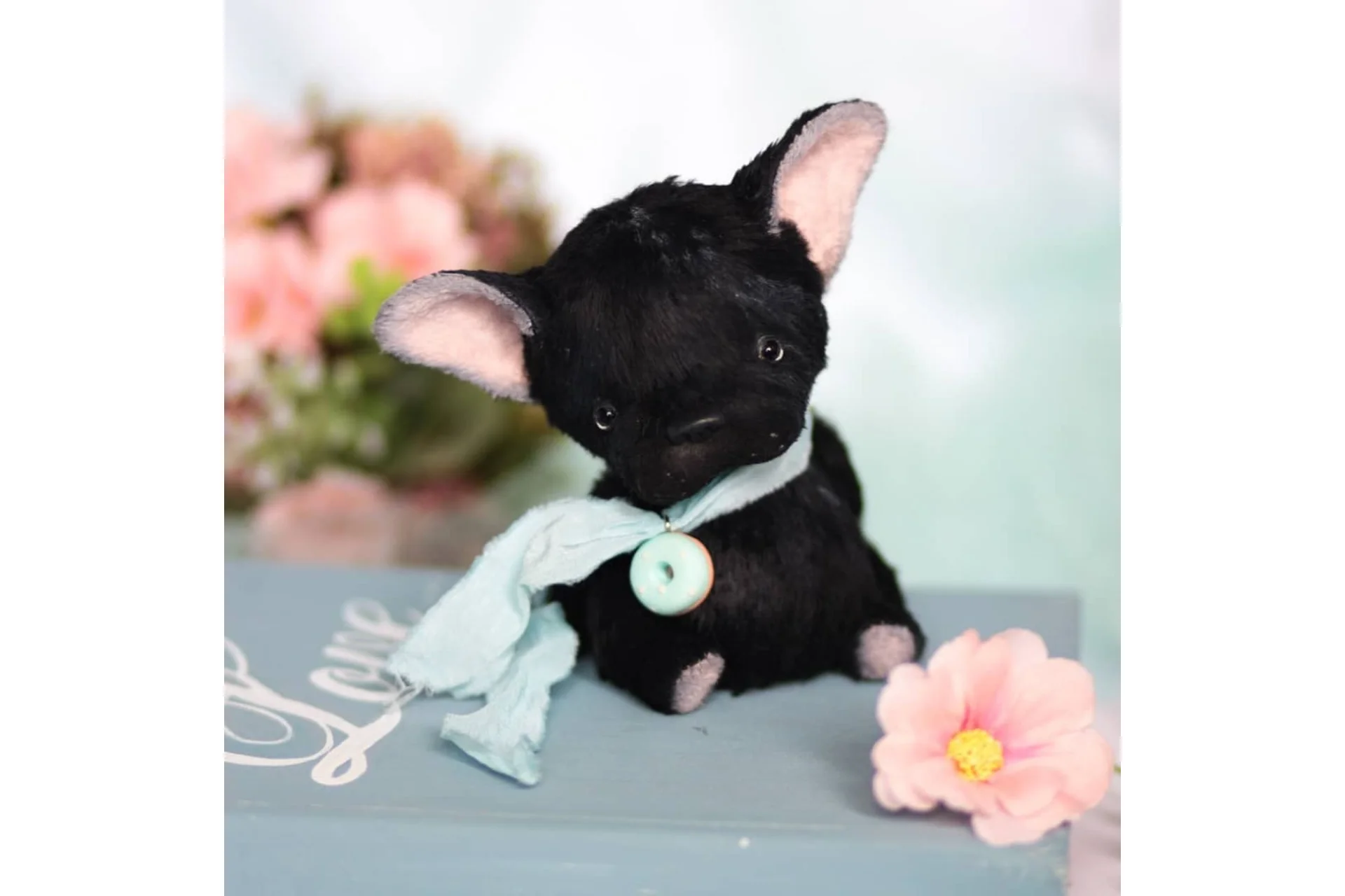 Поросенок и щенок бульдожки (Инна Папис), фото 1 из 1.