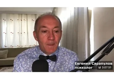 [СарапуловМедиа] Что делать, если она злится и игнорирует тебя (Евгений Сарапулов)