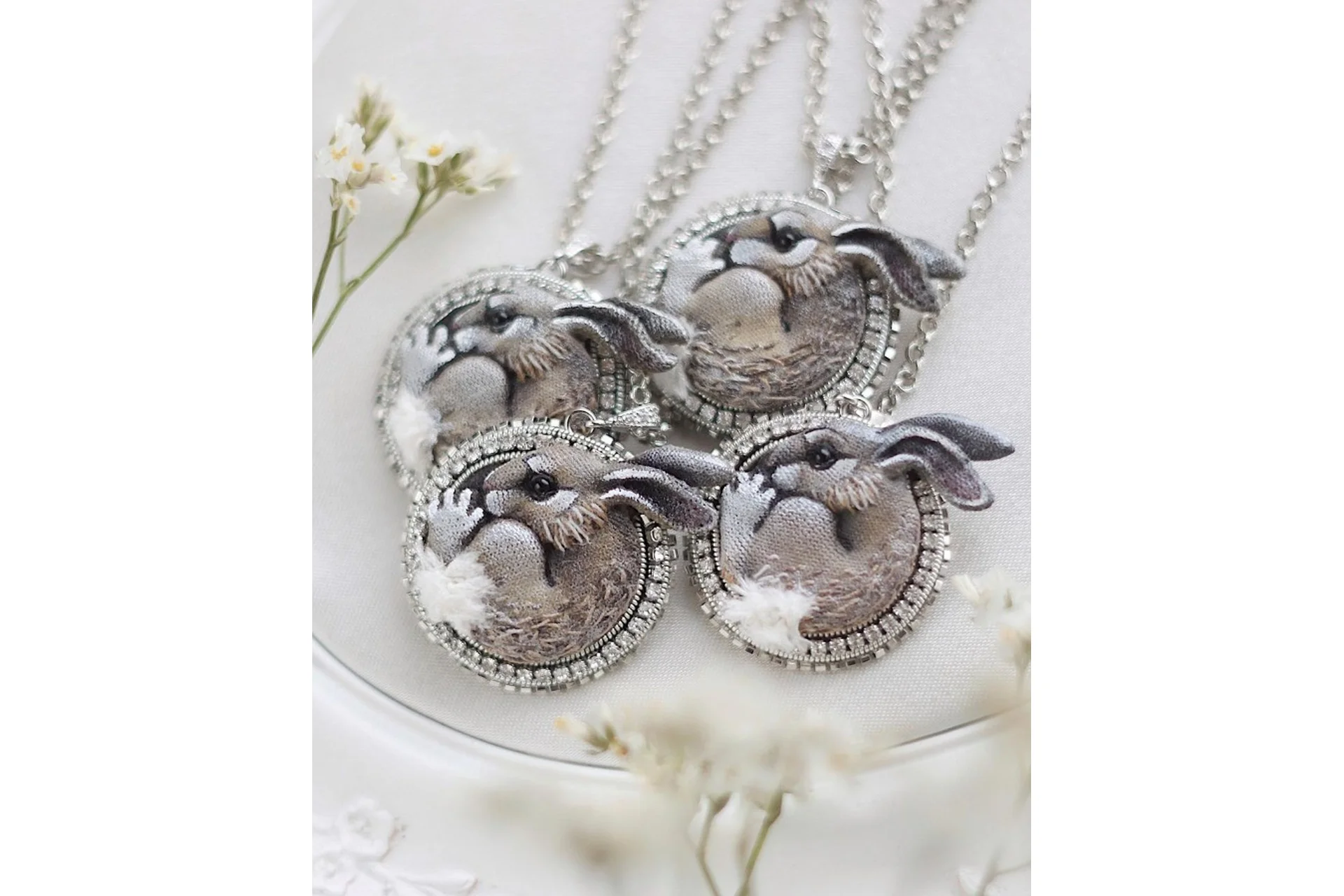 Уровень практик - Медальон Заяц (Юлия Горина), фото 1 из 1.