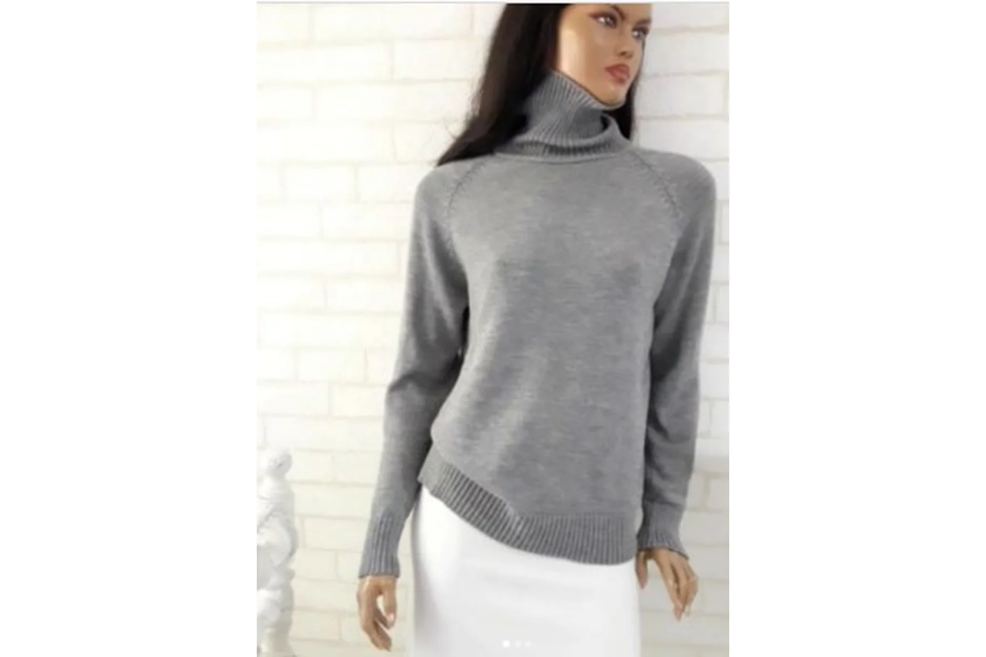 [Lumoda] Свитер с проймой реглан (Любовь Ятчук), фото 1 из 1.