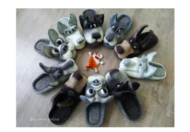 [Шкатулочка]  Волк и четверо собак (Елена Канаркина)