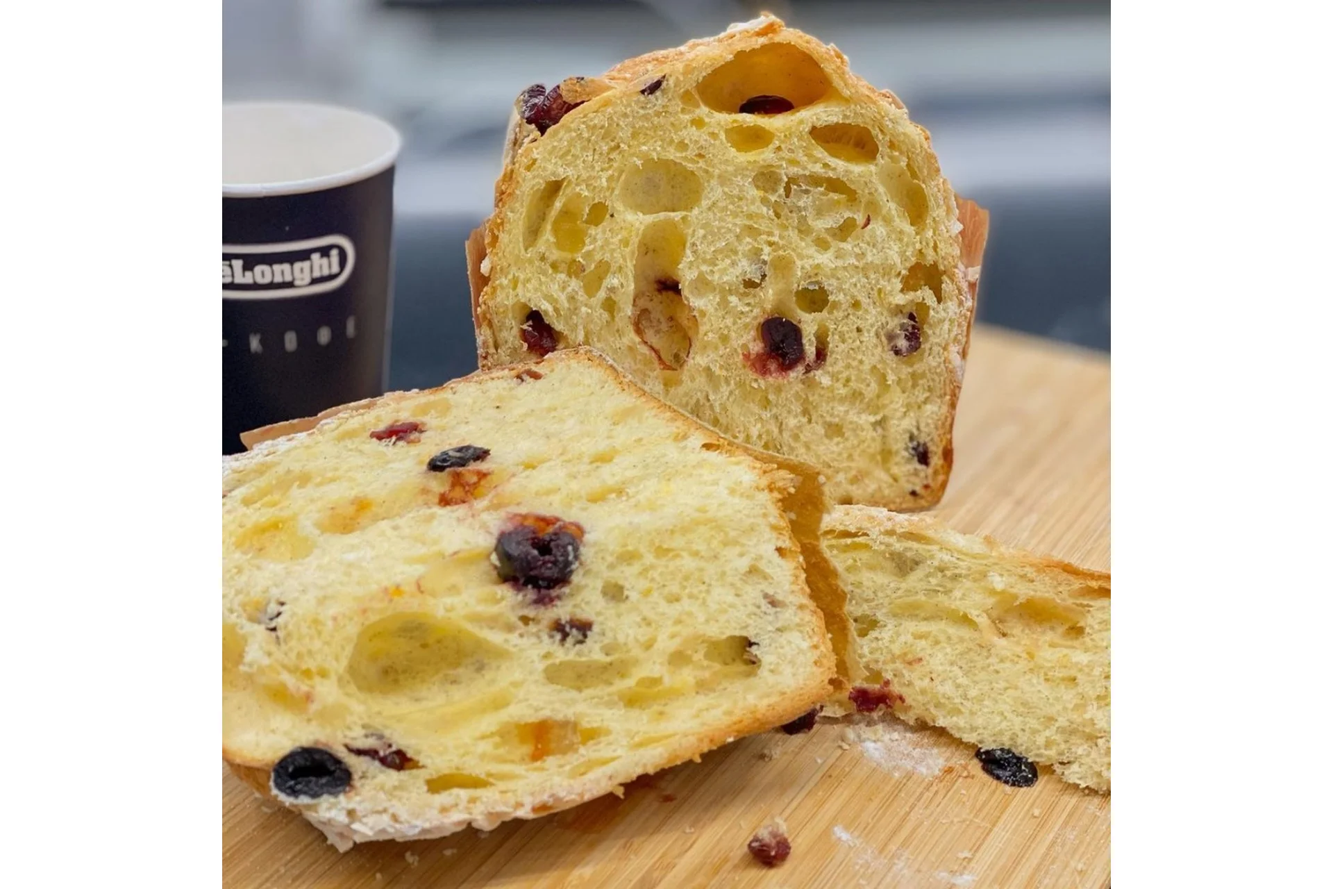 Панеттоне на закваске с вишней и клюквой (Людмила Букина), фото 1 из 1.