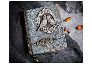 Декупаж шкатулки-книги Письма к Джульетте (Елена Якимова)