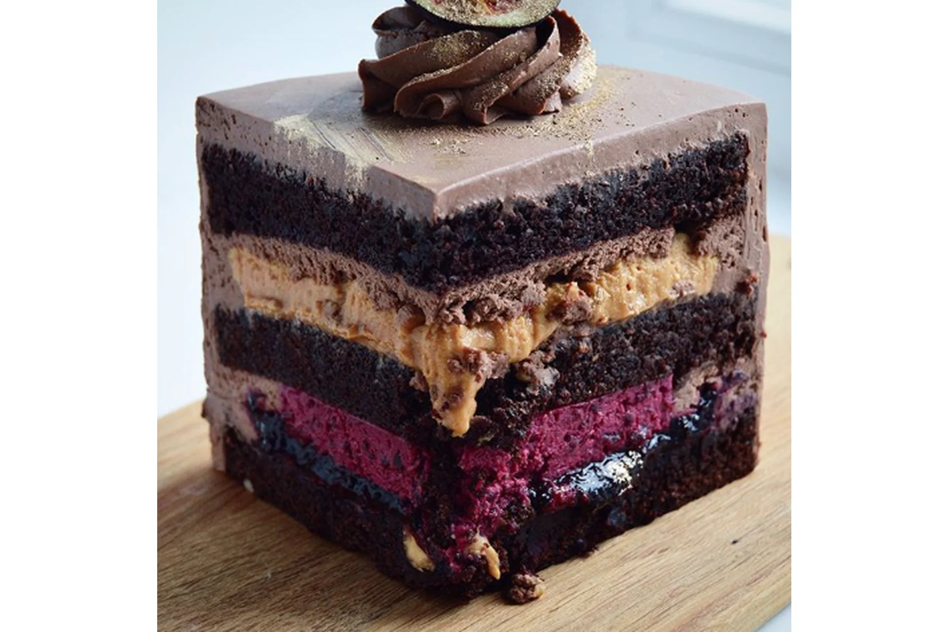 [selfsweets_spb]  Торт «Шоколад-смородина-соленая карамель». Технологическая карта (Юлия Залесских), фото 1 из 1.