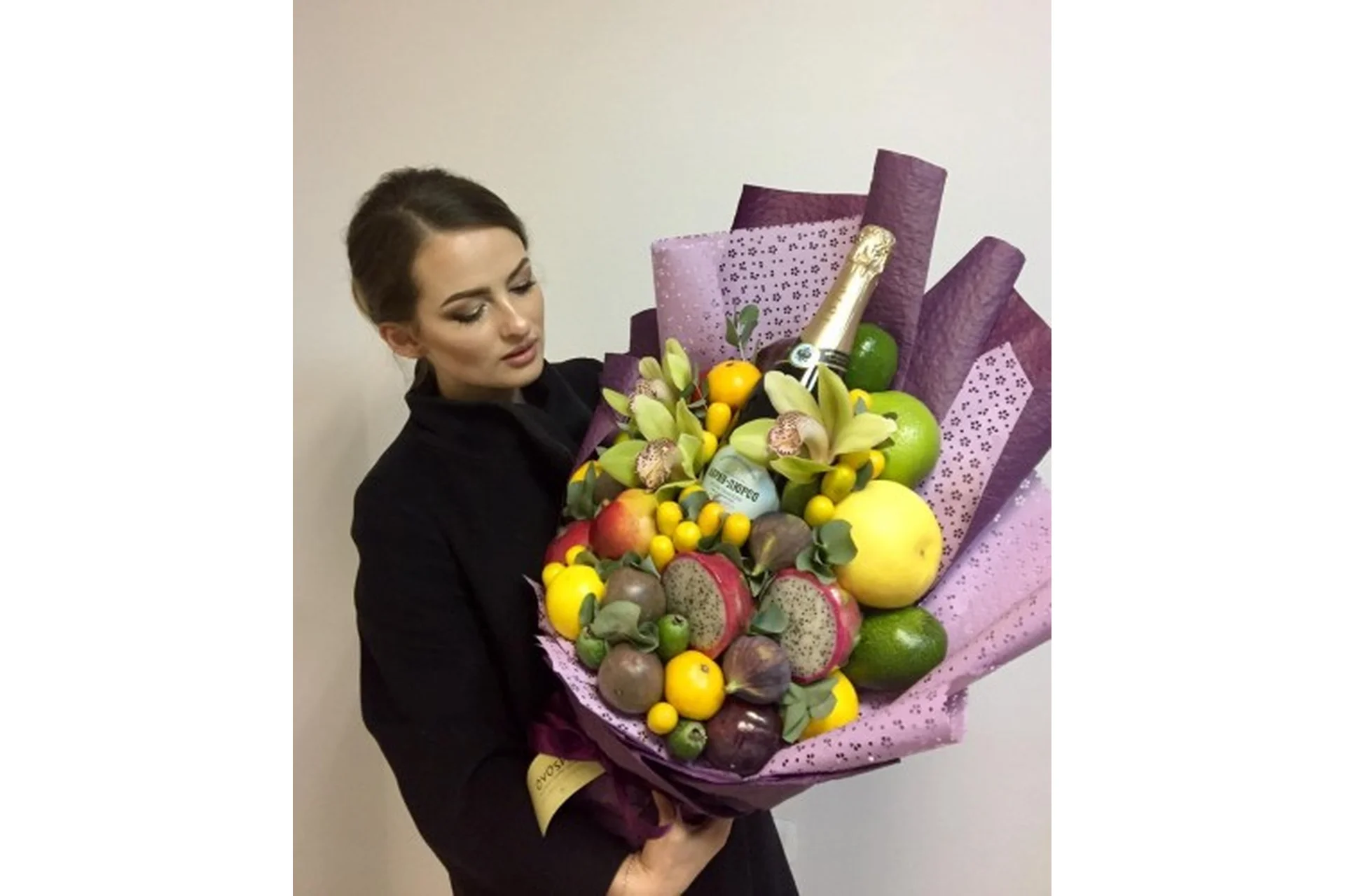 [Оvoshi] Искусство сложных каскадных букетов (Алина Ройтман), фото 1 из 1.