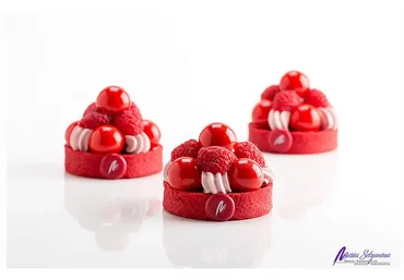 [PastryCampus] Малиновый Сан Оноре (Мария Селянина)