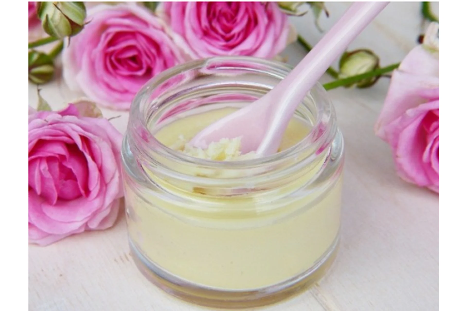 Изготовление натуральной косметики на основе эфирных масел (Ингрид Гекьер), фото 1 из 1.