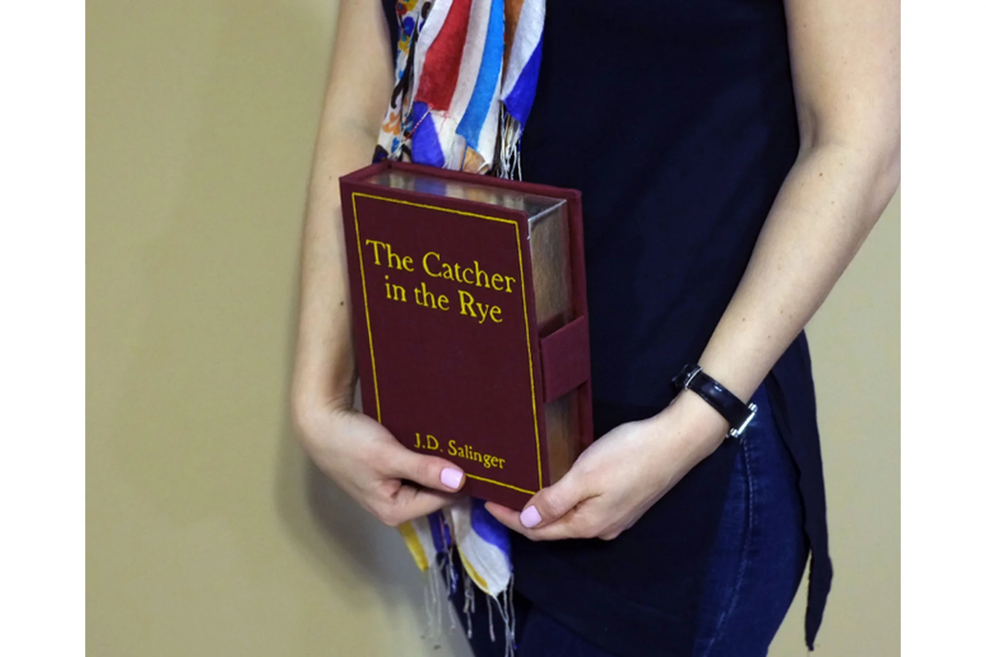 Клатчбук (Михаилс  Сивчинский), фото 1 из 1.