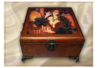 Сундучок (Светлана Гришакова)