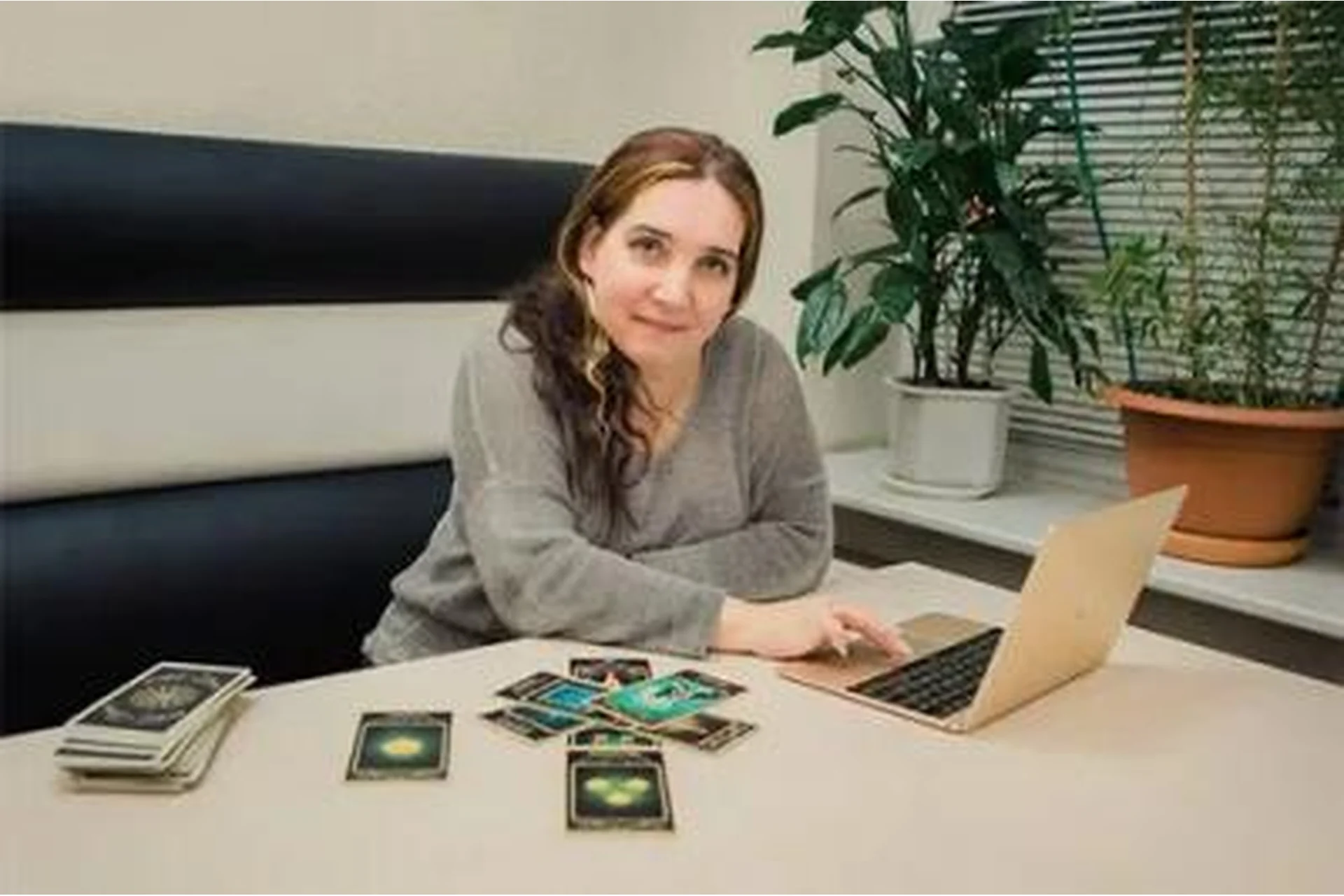 Основной курс гадания на Таро. Блок 10 (Иссэт Котельникова), фото 1 из 1.