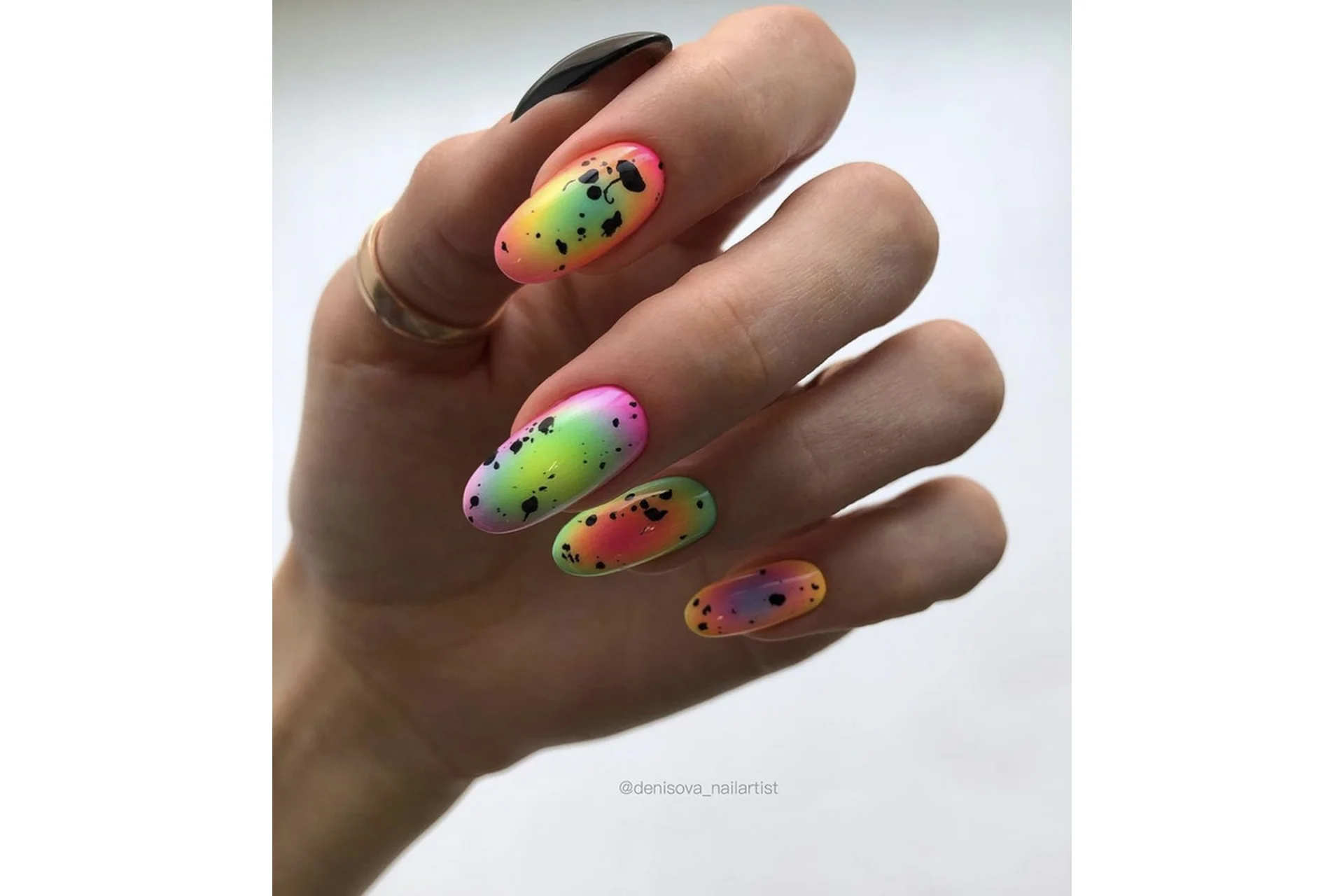 [denisova_nailartist] Курс по аэрографии 2.0 (Жанна Денисова), фото 1 из 1.