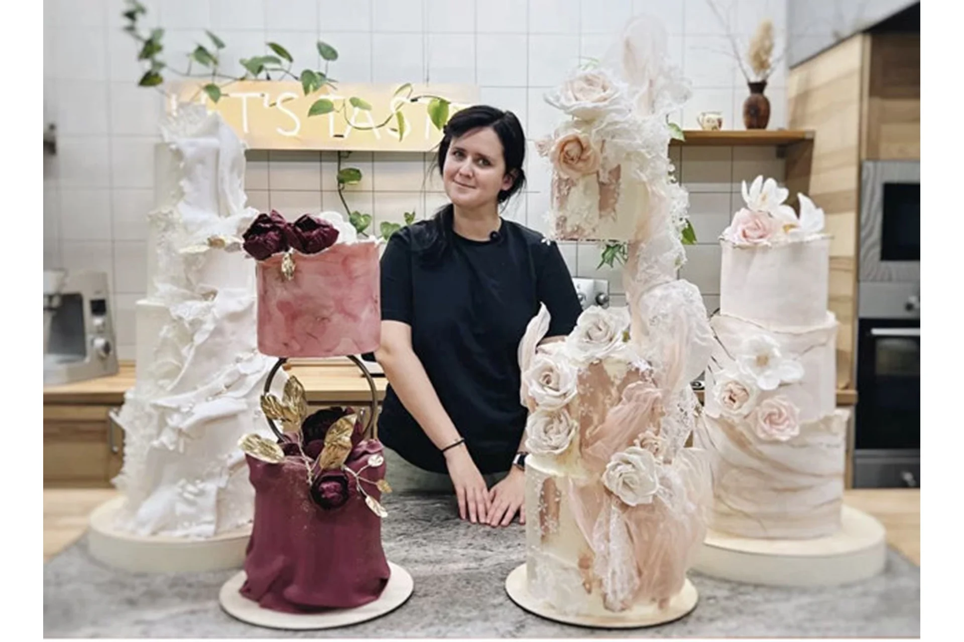 Курс по многоярусным и свадебных тортам. Тариф стандартный (Ольга Куликова), фото 1 из 1.