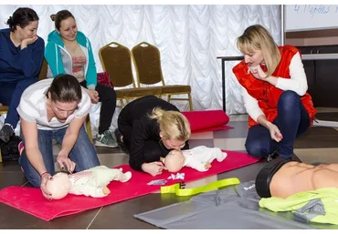 [Школа первой помощи] Дети могут помочь (Юлия Пролыгина)