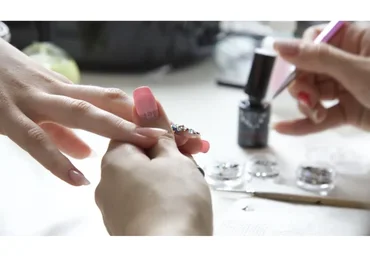 Моделирование ногтей для начинающих  (Анастасия Лукша)