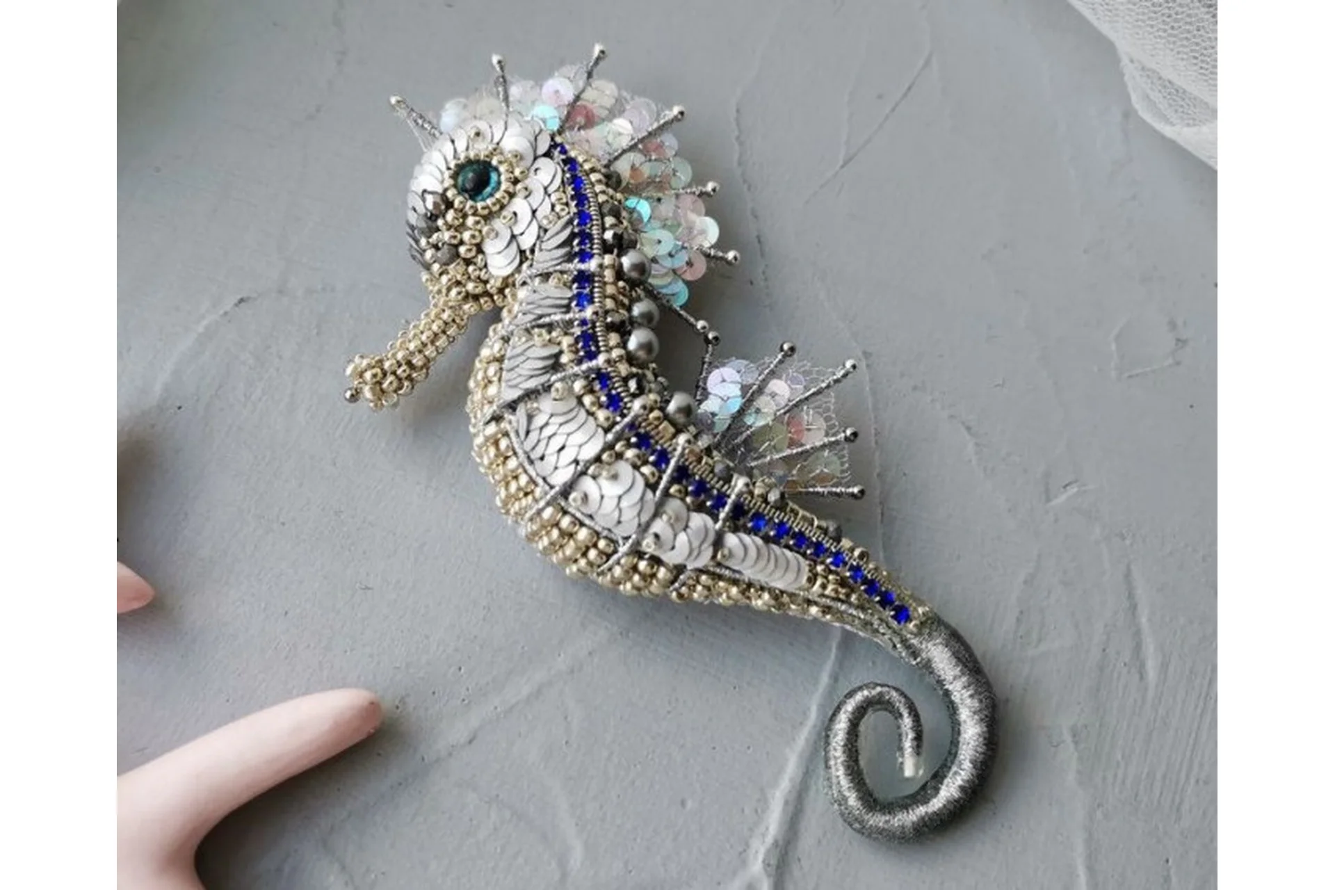 Каркасная 3d брошь Морской конек (Ангелина Пеях), фото 1 из 1.