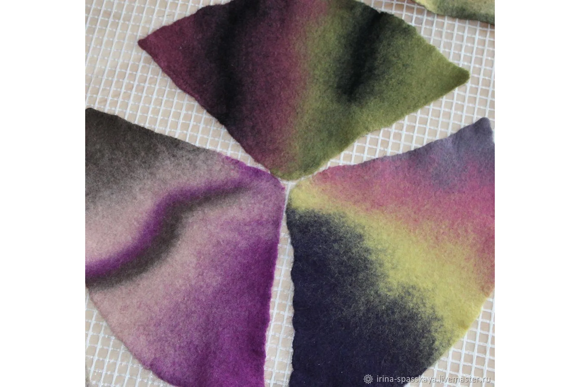 Технология сквозной акварели (Ирина Спасская), фото 1 из 1.